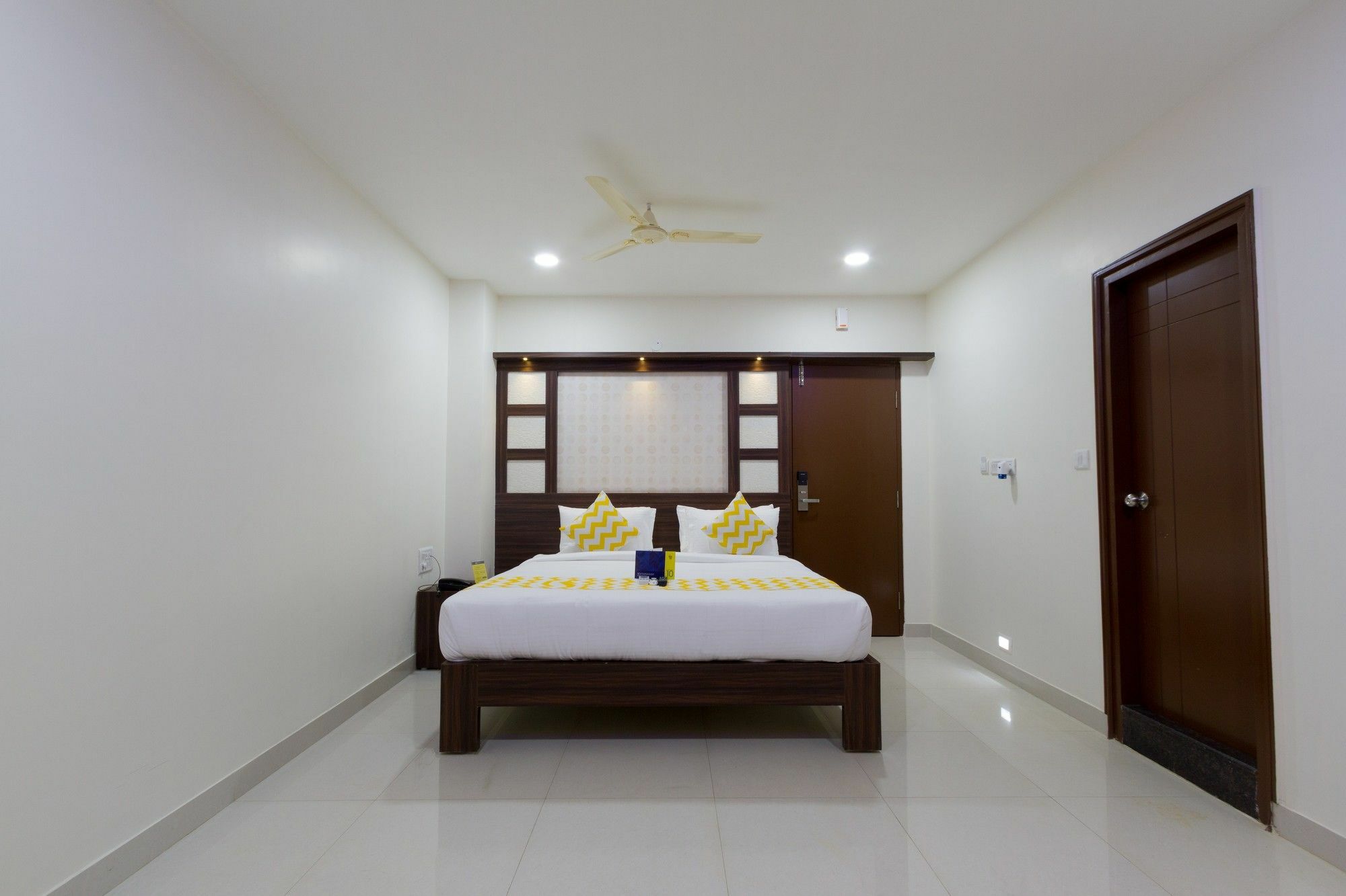Ring View Hotels - Hebbal Bangalore Exterior photo