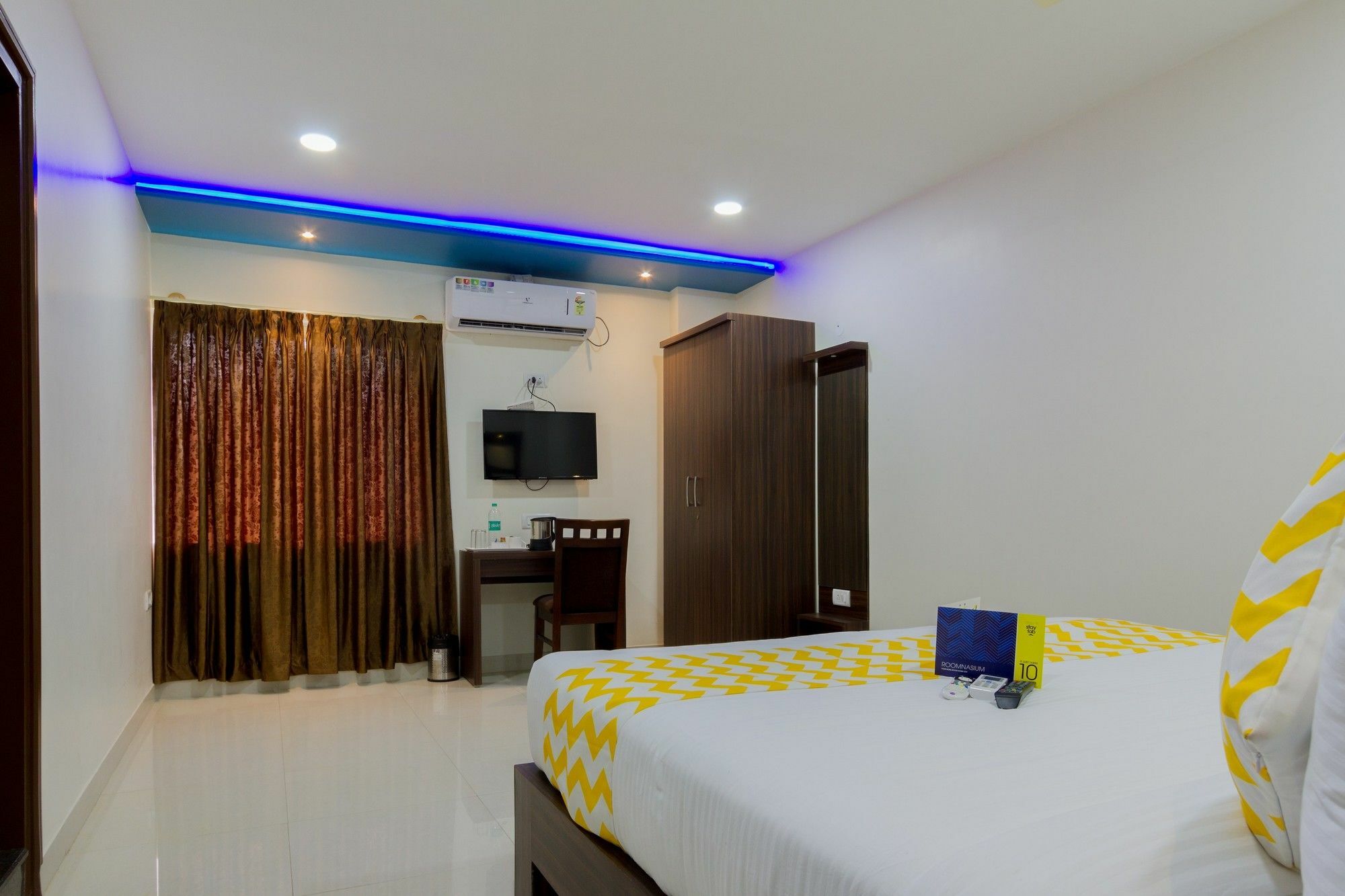 Ring View Hotels - Hebbal Bangalore Exterior photo