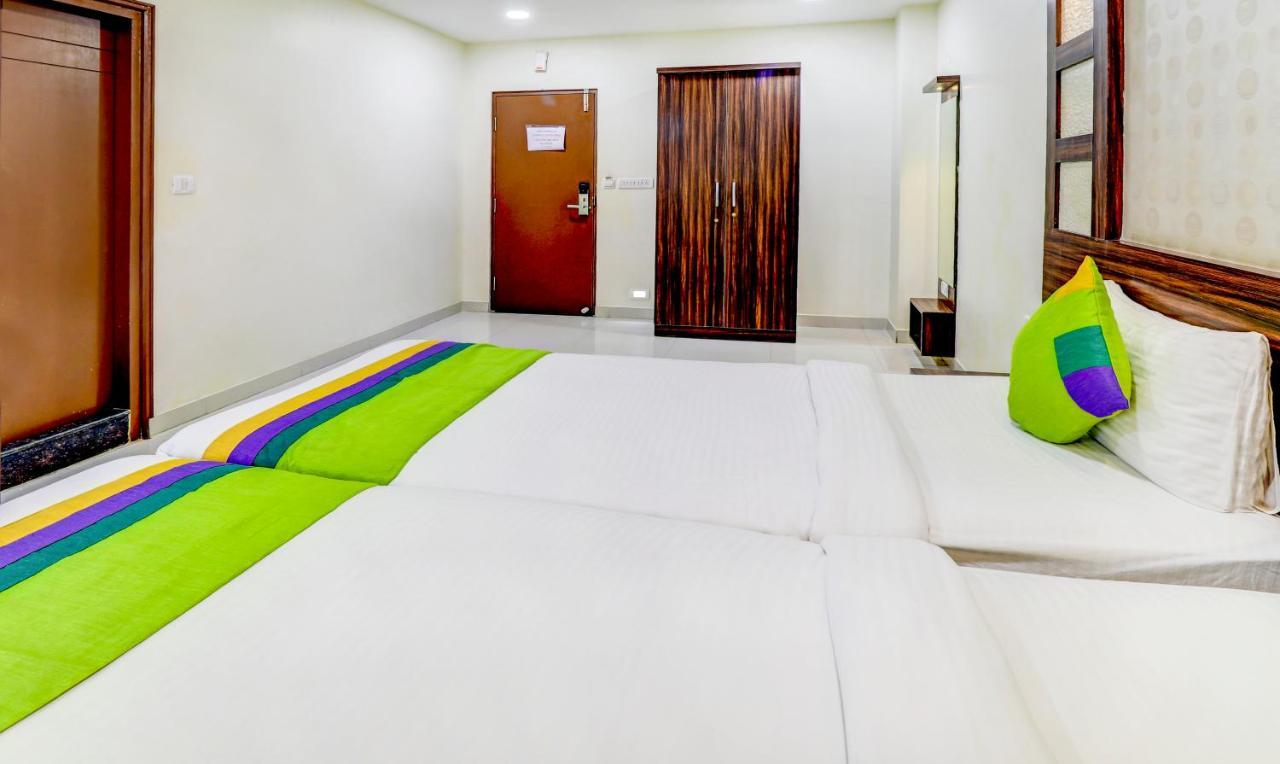 Ring View Hotels - Hebbal Bangalore Exterior photo